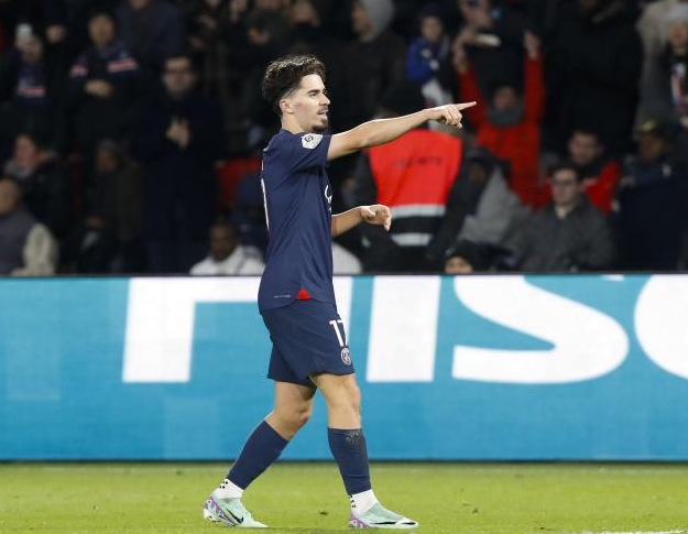 界男排舞台 界男排舞台