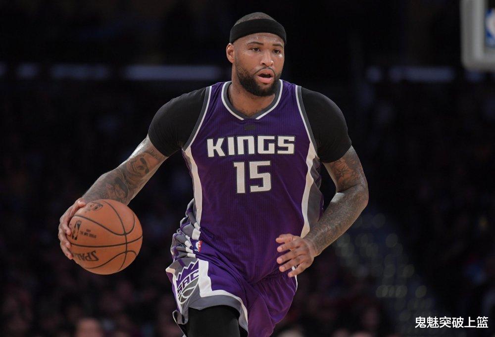 在团队配合 在团队配合