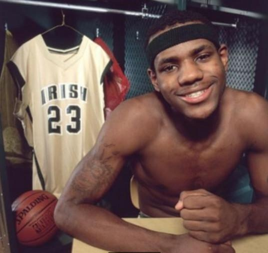 内收半步 内收半步